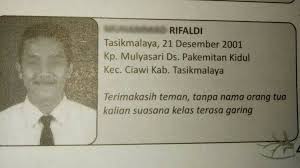 Peran guru di sekolah cukup signifikan dengan memberikan berbagai pengajaran beragam materi, mulai dari materi pelajaran umum hingga materi pelajaran yang berbau pendidikan moral, seperti pelajaran agama. 15 Quote Kocak Siswa Smp Di Buku Kenangan Bikin Susah Mingkem Brilio Net Line Today