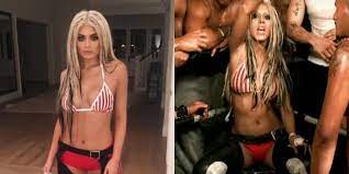 Jun 06, 2021 · kylie jenner channeled christina aguilera's early 2000s style yet again, posting a throwback beach picture of herself in a sultry top reminiscent of aguilera's 2002 outfit at the vmas. Kylie Jenner Christina Aguilera Dirrty Halloween Costume