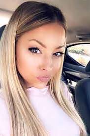 Jessica Rubright's Instagram, Twitter & Facebook