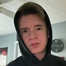 Jimmy asks Trump some questions ahead of his physical tomorrow 🤣