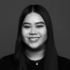 Vanessa Stott (@VanessaIStott)