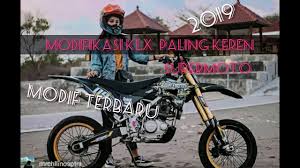 Part itu ialah penggunaan suspensi upside down honda crf250r sebagai piranti peredam kejut di kawasaki klx 150 supermoto. Modifikasi Klx Supermoto Paling Keren Terbaru 2019 Youtube