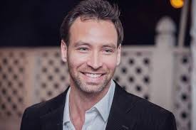 Alex Khalil's Instagram, Twitter & Facebook