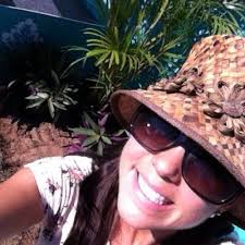 Amber Holmes (@AmberHolmes_Mel)