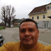 200+ "Félix Sandoval" profiles