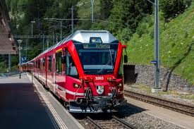 Wirtschaft /arbeit die 15 grössten arbeitgeber eintragungen handelsregister. Albulabahn In Der Schweiz Von Chur Nach St Moritz Zugreiseblog