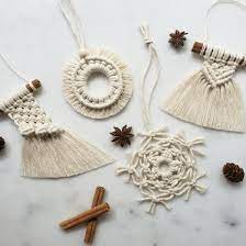 Macrame Christmas Ornaments Macrame Christmas Macrame Essential Oil Diffuser Macrame Cinnamon Stick Ornaments Macrame Patterns Tutorials Macrame Patterns Christmas Ornaments