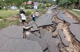 Picture via facebook approximately 200 residents have been evacuated in barangay igmasandig, valderrama, antique as ground cracks in the area continue to expand. Cebu Philippines October 2013 Japan Earthquake Earthquake Today Davao City