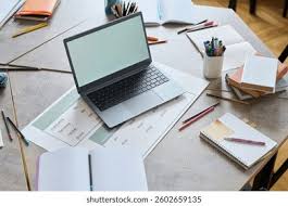 Bilderesultat for scrivania.jpg