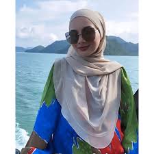 We did not find results for: Daura Semi Instant Naelofar Hijab