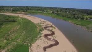 Di hulu sungai ini terdapat taman negara yang dapat dilalui menggunakan rakit dan bot kecil. 5 Sungai Paling Berbahaya Di Dunia Iluminasi