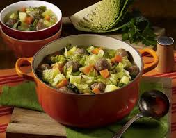 Wirsingkohl Eintopf Mit Hackballchen Rezept Lecker Rezept Rezepte Hackballchen Rezept Wirsing