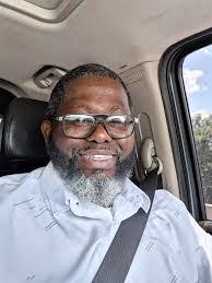 Sonya Sugg's Instagram, Twitter & Facebook