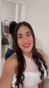 Mari Fernandes Abril 2025