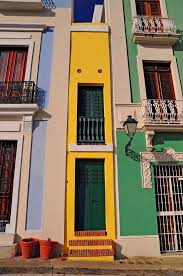 La Casa Estrecha In Old San Juan Puerto Rico One Of The World S Narrowest Homes La Casa Mas Estr Puerto Rico Island Puerto Rico Vacation San Juan Puerto Rico