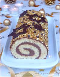Buche De Noel Roulee Au Chocolat Facile Et Rapide Vegan Perle En Sucre Buche De Noel Buche De Noel Roulee Chocolat Vegan