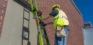 The little giant king kombo is the pinnacle of ladder technology, offering a variety of beneficial features that make your ladder safer and more versatile than ever. Little Giant King Kombo Industrial Ladder The Review Smiths