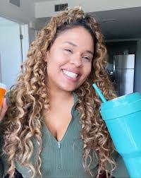 Keisha Watts's Instagram, Twitter & Facebook