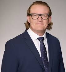 Stephen Berte Headshot 01 (1)