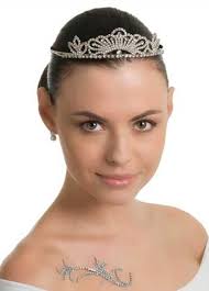 Jeder weiß, dass der brautschleier ist exquisit und romantisch attribut hochzeit dekoration junge braut. Brautfrisuren Bilder Brautschmuck Org