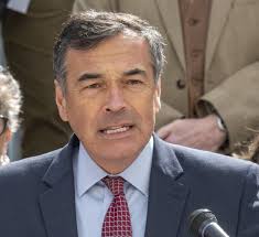 Maine lawmaker wants to open intraparty meetings to public