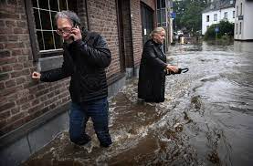 De komende week verloopt erg nat in de stroomgebieden van rijn en maas en dat gaat zeker leiden tot serieuze hoogwaters in beide rivieren. Phwkwxjwcsvuym