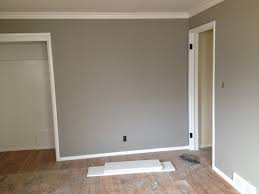 I categorize functional gray as a greige because it is a gray, but still has some warmer tones to it. Colors That Compliment Functional Gray By Sherwin Williams