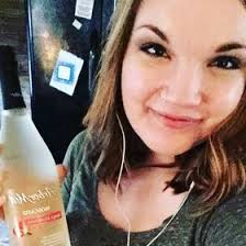 Ashley Ostrowski (ashleyostrowski)