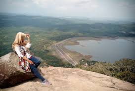 Kemudian ketuk data latar belakang untuk mengaktifkannya. Lokasi Dan Harga Tiket Masuk Gunung Haur Purwakarta Info Cilangkap