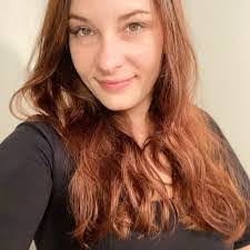 Teresa Cadle's Instagram, Twitter & Facebook