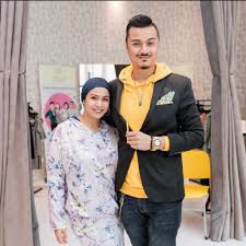 Find out about fazley yaakob birthday activities in timeline view here. Terlalu Banyak Air Mata Keperitan Kepayahan Fazley Yaakob Dedah Isteri Pernah Keguguran 13 Kali Sebelum Dikurnia 4 Anak Keluarga