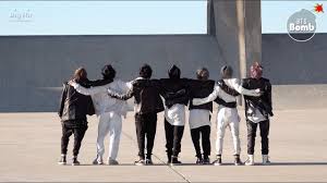 Bangtan Bomb On Kinetic Manifesto Film Bts Focus Bts Ë°©íƒ„ì†Œë…„ë‹¨ Youtube