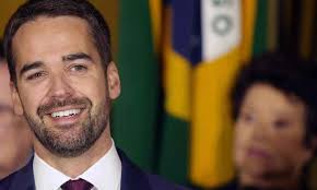 Eduardo Leite: de candidatura à presidência frustrada à eleição no RS