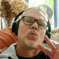 Stephanie Nickles's Instagram, Twitter & Facebook