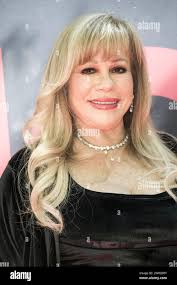 Daphna ziman children uniting hi-res stock photography and images