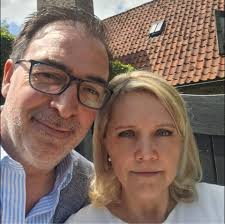 Hoop voor zwervertjes added a new...