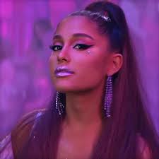 You Like My Hair Gee Thanks Just Bought It Gif Pin By Shayna Wilson Havens On Idol Ariana Grande Makeup