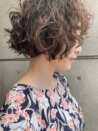 2021年冬 ショートの髪型 ヘアアレンジ 人気順 9ページ目 ホットペッパービューティー ヘアスタイル ヘアカタログ レディース パーマヘア カールのショートヘア デジタルパーマ ボブ