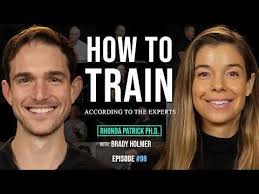 Dr. Rhonda Patrick here. Preserving a youthful heart structure requires 4-5  days of aerobic exercise per week, as 2-3 days may not prevent natural  age-related shrinking & stiffening. I discuss this in