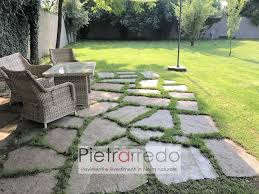 Progettare un giardino fai da te, è una grande soddisfazione, perchè si vedono i risultati della propria fantasia. Foto Pavimenti Fai Da Te Per Il Giardino