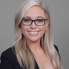 Last week, I had the pleasure of visiting multiple Aspen Dental Practice  Owners and teams across the Golden State, enjoying the famous scenic byways  along the way.