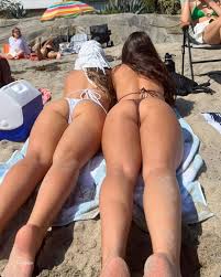 Maddie Ziegler and Addison Rae Sexy Ass Booty Thong Bikini - Fappenist