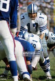 Quarterback Dandy Don Meredith Calling Signals Against The New York Giants In 1966 Note The Single Bar F Dallas Cowboys Football Don Meredith Dallas Cowboys