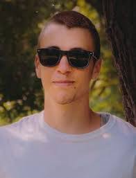 Louella Chambers's Instagram, Twitter & Facebook