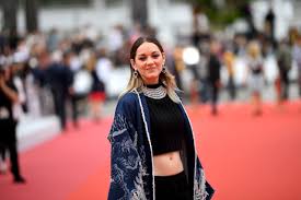 Marion cotillard style marion cottillard color type photo portrait sophie marceau peter lindbergh french beauty french actress french girls. Marion Cotillard S Cannes Outfit Makes Workout Shorts Feel Like Black Tie