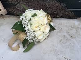 Camicia a manica corta a fiori anni '50. Bouquet 50 Anni Di Matrimonio La Festa Dalle Tonalita D Oro