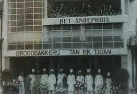 Beberapa roti manis masih dipertahankan sebagai ciri khas tan ek tjoan. Inilah 5 Fakta Sejarah Tan Ek Tjoan Roti Jadul Rasa Autentik