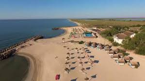 Cu o lungime de 2858 km dunărea este al. Statiunea Gura Portitei Ghid Turistic Romania