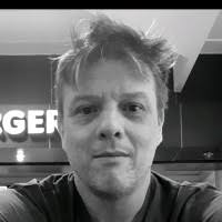 500+ perfiles de «Sardou»