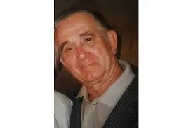 Ellen Malinowski's Instagram, Twitter & Facebook